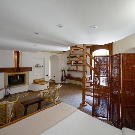 Umbra Idris Holiday Home Матера Экстерьер фото
