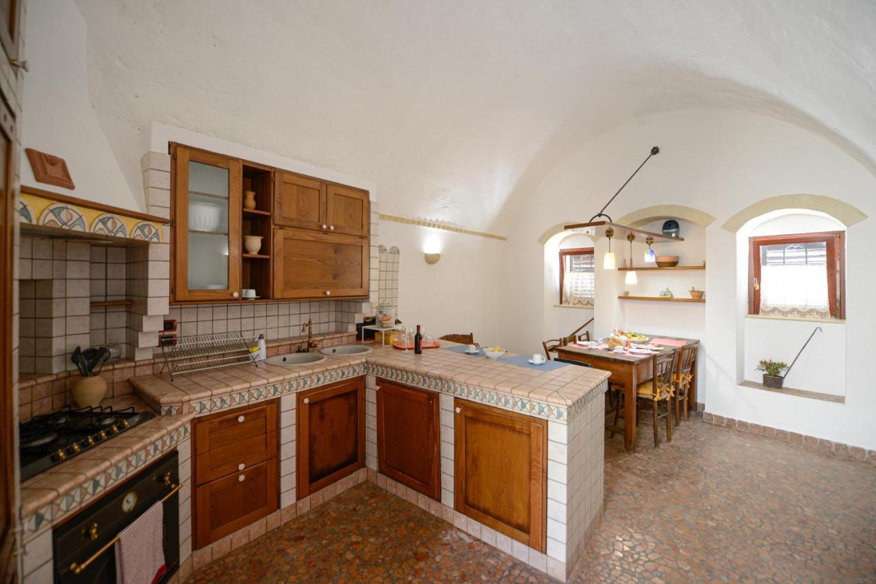 Umbra Idris Holiday Home Матера Экстерьер фото