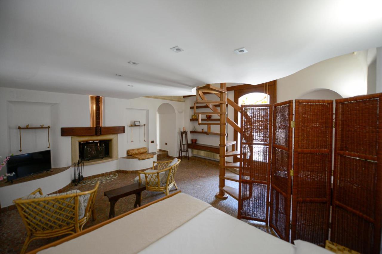 Umbra Idris Holiday Home Матера Экстерьер фото